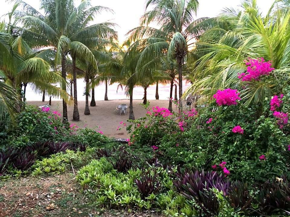 Islandia Beach Resort Siquijor Exterior foto
